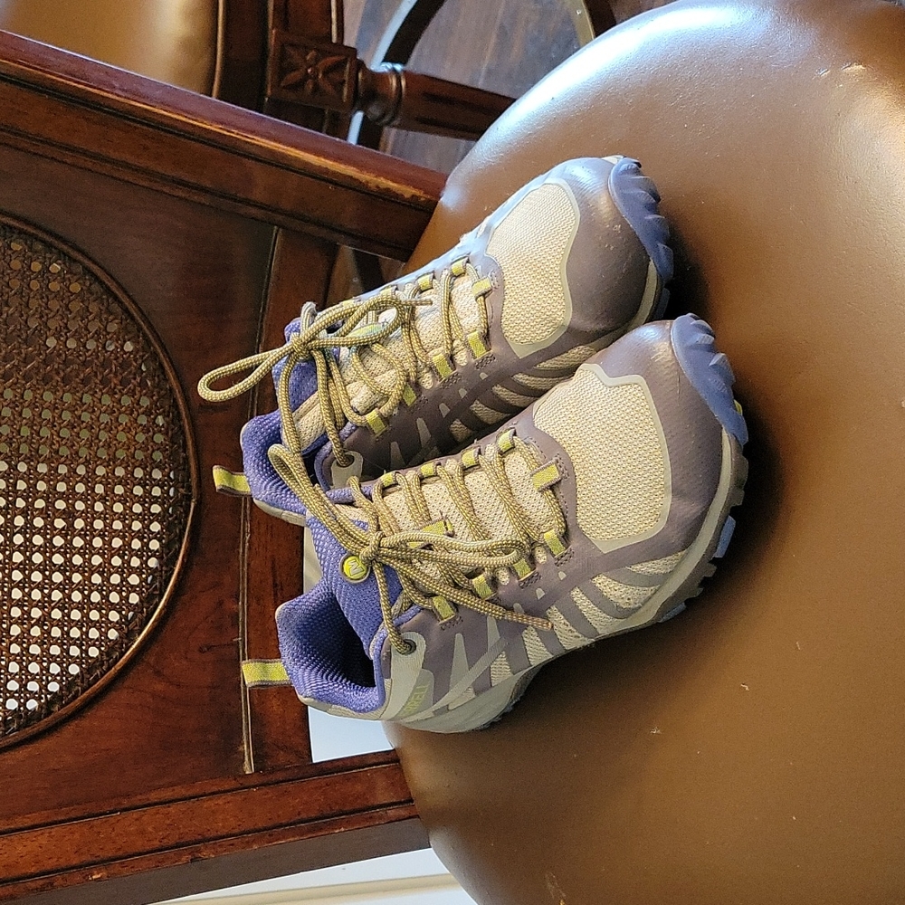 Merrell womens size 7.5